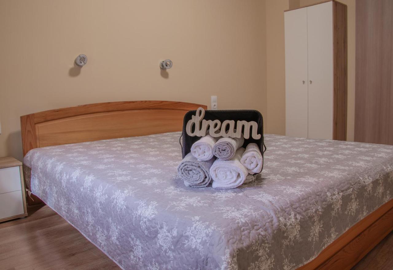Oros House Apartmanhaz 오라샤자 외부 사진
