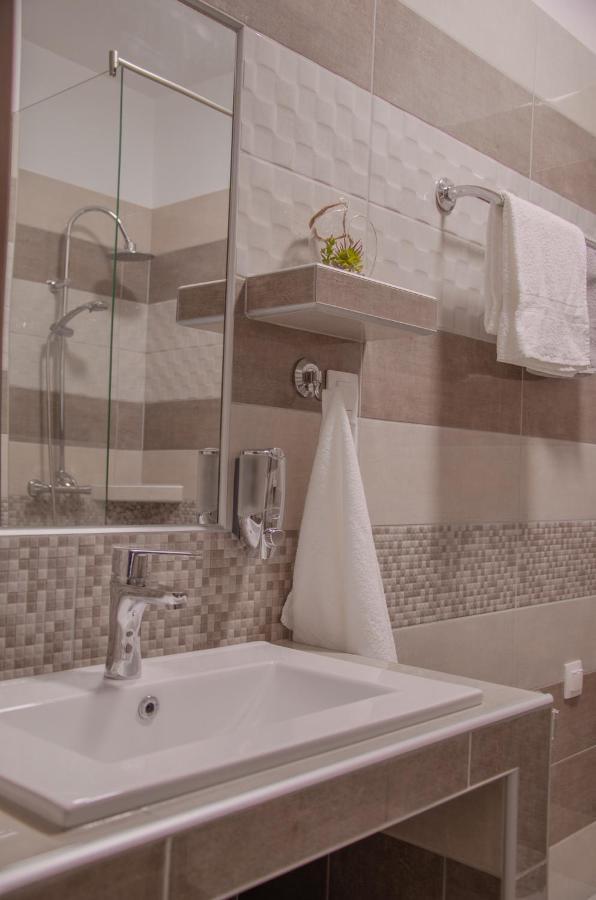 Oros House Apartmanhaz 오라샤자 외부 사진