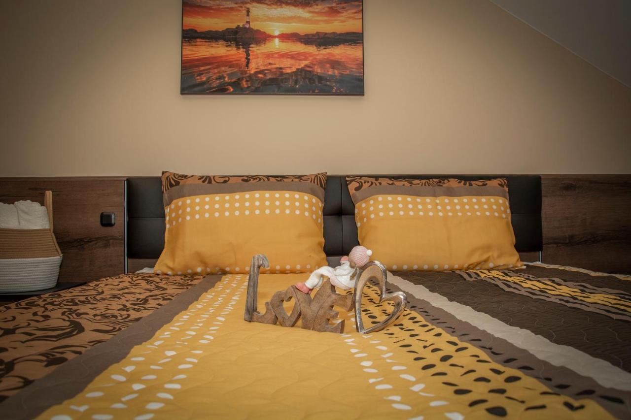 Oros House Apartmanhaz 오라샤자 외부 사진