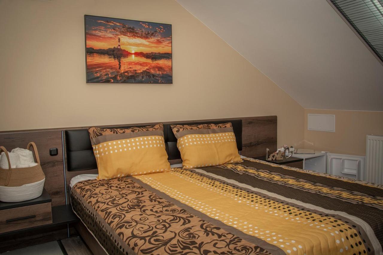 Oros House Apartmanhaz 오라샤자 외부 사진