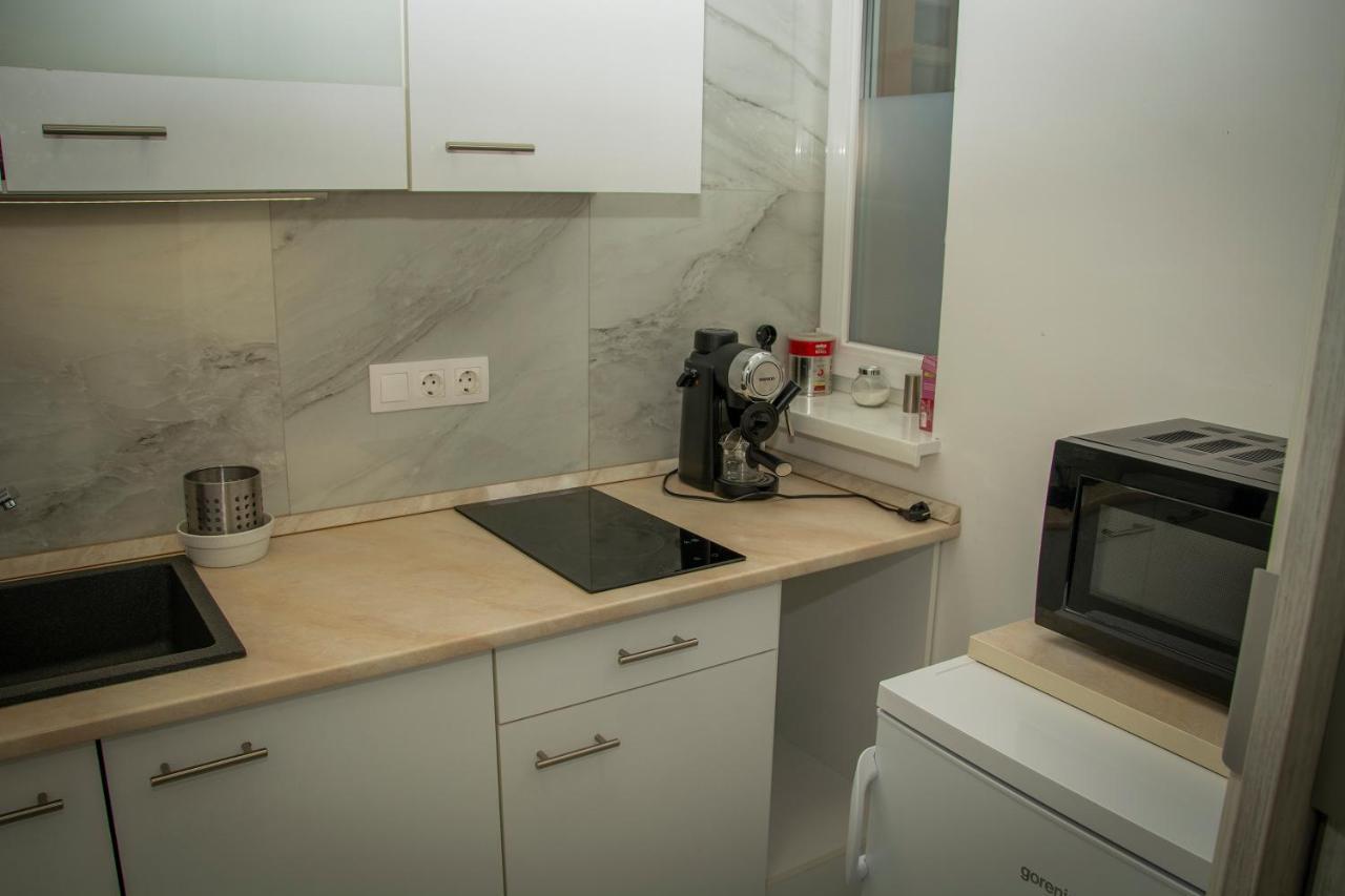 Oros House Apartmanhaz 오라샤자 외부 사진